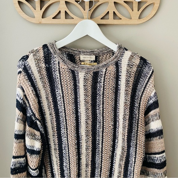 Urban Outfitters Knit Pullover Sweater Mix Colors Sz Small - Picture 2 of 10